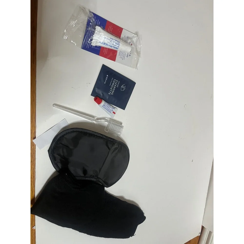 Tumi delta premium